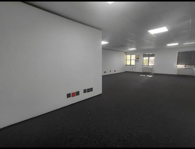 333M² OFFICE TO LET IN BRYANSTON